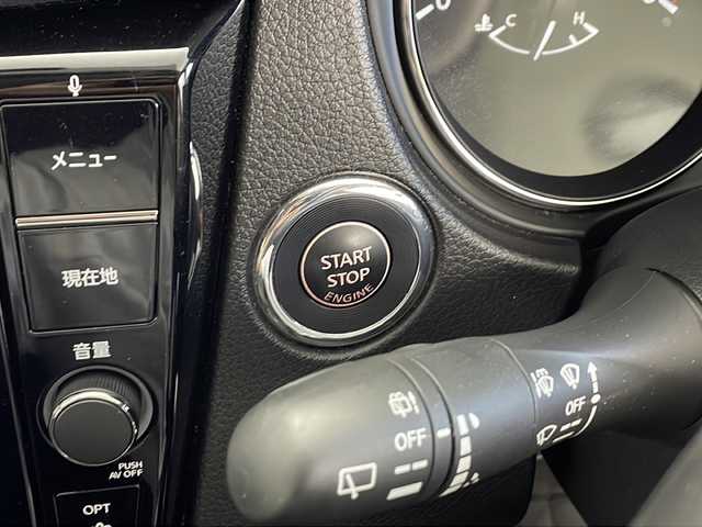 日産 エクストレイル 20Xi 鹿児島県 2018(平30)年 5.9万km ダイヤモンドブラック 純正９インチナビ/（フルセグTV/Bluetooth/CD/DVD/AM/FM）/アラウンドビューモニター　/プロパイロット　/前後ドライブレコーダー/デジタルインナーミラー　/インテリジェントエマージェンシーブレーキ　/電動リアゲート　/ビルドインＥＴＣ　/レザーシート　/ＬＥＤヘッドライト/ステアリングスイッチ/電動格納ミラー/オートライト/純正アルミホイール
