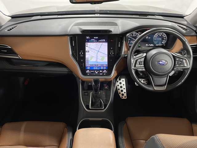 スバル アウトバック リミテッドEX 広島県 2021(令3)年 2.5万km グレーⅡ 純正11.6型ナビ/OPタン革シート/harman/kardonサウンド/X-MODE/フロント/サイド/バックカメラ/パワーシート/シートヒーター/パワーバックドア/ステアリングヒーター/パドルシフト/アイサイトX/・渋滞時ハンズオフアシスト/・ドライバー異常時対応システム/・プリクラッシュブレーキ/・誤発進抑制制御/・ツーリングアシスト/・レーダークルーズコントロール/・車線逸脱警報/・車線逸脱抑制/・ブラインドスポットモニター/・アダプティブドライビングビーム/電動パーキングブレーキ/オートブレーキホールド/ルーフレール/LEDヘッドランプ/純正18インチAW/ETC/USB入力端子