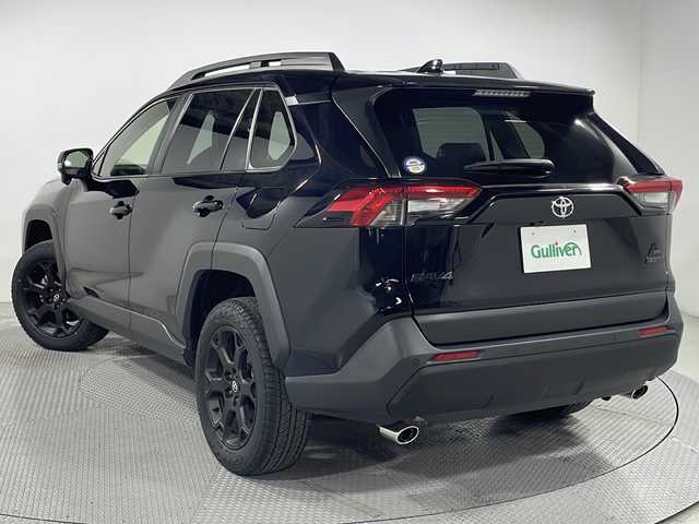 トヨタ ＲＡＶ４ アドベンチャー オフロードPKGⅡ 広島県 2024(令6)年 0.6万km アティチュードブラックマイカ 禁煙車/純正10.5型ディスプレイオーディオ/バックカメラ/デジタルインナーミラー/温／冷シート/パワーシート/ブラインドスポットモニター/ステアリングヒーター/レーダークルーズコントロール/ステアリングヒーター/電動パーキングブレーキ/ＥＴＣ/ドラレコ/ＬＥＤヘッドライト/ダウンヒルアシスト/衝突被害軽減/オートマトックハイビーム/レーンキープアシスト/踏み間違い防止/純正18インチアルミホイール(225/60/R18)/エアバッグ(運転席/助手席/サイド/カーテン)