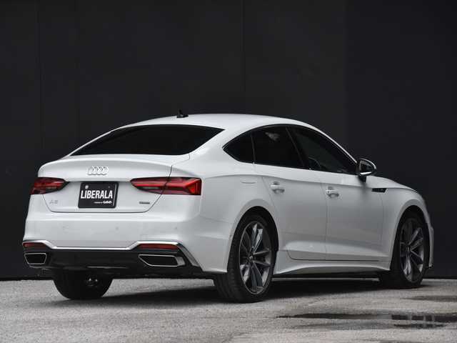 アウディ Ａ５ SB 40TDIクワトロ Sライン 和歌山県 2021(令3)年 4万km 白 S5用純正19AW /addフロントリップ /CarPlay /ACC /サイドアシスト /レーンアシスト /オートテールゲート /ワイヤレス充電 /ナビ /360度カメラ /TV /MAXWINデジタルミラー /アンビエントライト /LEDライト /ETC/取扱説明書/保証書/スペアキー
