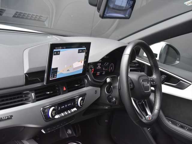 アウディ Ａ５ SB 40TDIクワトロ Sライン 和歌山県 2021(令3)年 4万km 白 S5用純正19AW /addフロントリップ /CarPlay /ACC /サイドアシスト /レーンアシスト /オートテールゲート /ワイヤレス充電 /ナビ /360度カメラ /TV /MAXWINデジタルミラー /アンビエントライト /LEDライト /ETC/取扱説明書/保証書/スペアキー