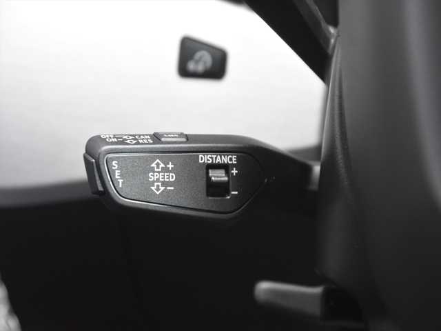アウディ Ａ５ SB 40TDIクワトロ Sライン 和歌山県 2021(令3)年 4万km 白 S5用純正19AW /addフロントリップ /CarPlay /ACC /サイドアシスト /レーンアシスト /オートテールゲート /ワイヤレス充電 /ナビ /360度カメラ /TV /MAXWINデジタルミラー /アンビエントライト /LEDライト /ETC/取扱説明書/保証書/スペアキー