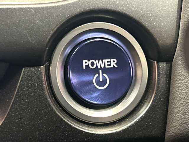 レクサス ＵＸ 250h バージョンC 埼玉県 2019(令1)年 2.3万km ソニックチタニウム 衝突軽減ブレーキ /純正メモリナビ/　　CD/DVD/BT/フルセグ /全方位カメラ /レーダークルーズコントロール /LEDオートライト /ハーフレザーシート /シートヒーター /純正17インチアルミホイール /ブラインドスポットモニター /ステアリングヒーター /純正ETC2.0 /禁煙車