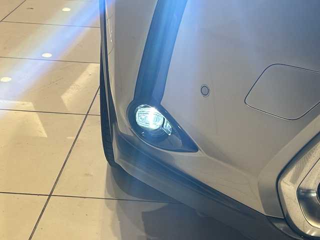 レクサス ＵＸ 250h バージョンC 埼玉県 2019(令1)年 2.3万km ソニックチタニウム 衝突軽減ブレーキ /純正メモリナビ/　　CD/DVD/BT/フルセグ /全方位カメラ /レーダークルーズコントロール /LEDオートライト /ハーフレザーシート /シートヒーター /純正17インチアルミホイール /ブラインドスポットモニター /ステアリングヒーター /純正ETC2.0 /禁煙車