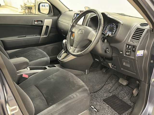 ダイハツ ビーゴ CX リミテッド 道央・札幌 2013(平25)年 10.7万km チタニウムグレーメタリック /4WD//寒冷地仕様//社外製メモリナビ NX403//フルセグテレビ・CD・AM・FM・DVD・BT//バックカメラ//ドアバイザー//コーナーセンサー//ETC//フォグランプ//横滑り防止装置//純正AWスタッドレスタイヤ付き