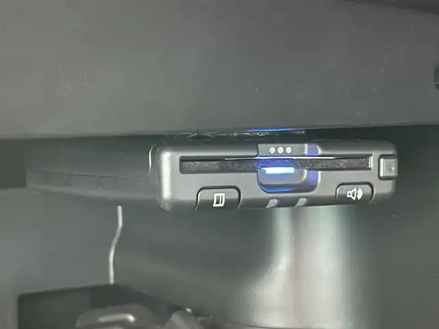 日産 エクストレイル 20Xi 香川県 2018(平30)年 3.9万km ガーネットレッド 登録時走行距離：38821km/ディーラー純正ナビ/デジタルインナーミラー/全方位カメラ/エマージェンシーブレーキ/レーンキープアシスト/レーダークルーズコントロール/ブラインドスポットモニター/クリアランスソナー/ダウンヒルアシストコントロール/横滑り防止装置/アイドリングストップ/電子パーキングブレーキ/LEDヘッドライト/オートライト/フォグランプ/パワーバックドア/カプロンシート/純正フロアマット/ドアバイザー/ヒーテッドドアミラー/電動格納ミラー/革巻きステアリング/ステアリングスイッチ/プッシュスタート/スマートキー