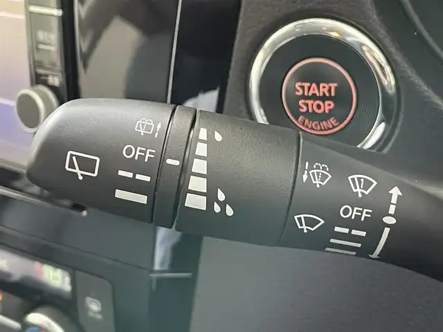 日産 エクストレイル 20Xi 香川県 2018(平30)年 3.9万km ガーネットレッド 登録時走行距離：38821km/ディーラー純正ナビ/デジタルインナーミラー/全方位カメラ/エマージェンシーブレーキ/レーンキープアシスト/レーダークルーズコントロール/ブラインドスポットモニター/クリアランスソナー/ダウンヒルアシストコントロール/横滑り防止装置/アイドリングストップ/電子パーキングブレーキ/LEDヘッドライト/オートライト/フォグランプ/パワーバックドア/カプロンシート/純正フロアマット/ドアバイザー/ヒーテッドドアミラー/電動格納ミラー/革巻きステアリング/ステアリングスイッチ/プッシュスタート/スマートキー