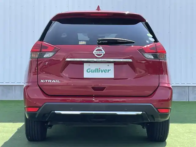 日産 エクストレイル 20Xi 香川県 2018(平30)年 3.9万km ガーネットレッド 登録時走行距離：38821km/ディーラー純正ナビ/デジタルインナーミラー/全方位カメラ/エマージェンシーブレーキ/レーンキープアシスト/レーダークルーズコントロール/ブラインドスポットモニター/クリアランスソナー/ダウンヒルアシストコントロール/横滑り防止装置/アイドリングストップ/電子パーキングブレーキ/LEDヘッドライト/オートライト/フォグランプ/パワーバックドア/カプロンシート/純正フロアマット/ドアバイザー/ヒーテッドドアミラー/電動格納ミラー/革巻きステアリング/ステアリングスイッチ/プッシュスタート/スマートキー