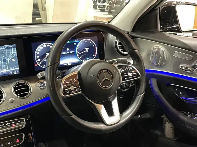 メルセデス・ベンツ Ｅ２００ 4マチック アバンギャルド 道央・札幌 2021(令3)年 2.6万km オブシディアンブラック パノラミックスライディングルーフ/エクスクルーシブパッケージ/レーダーセーフティパッケージ/純正HDDナビ/フルセグTV/SD/USB/BT/黒革シート/シートヒーター/360°カメラ/ETC/禁煙車