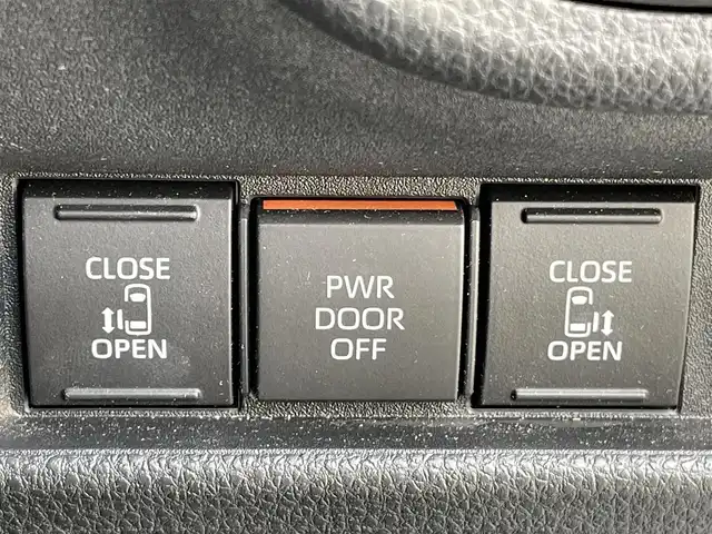 トヨタ シエンタ Z 東京都 2023(令5)年 1.4万km アーバンカーキ セーフティセンス/コンフォートパッケージ/純正８インチディスプレイオーディオ/バックモニター/温ハンドル/両側電動ドア/前席シートヒーター/ブラインドスポットモニター/ＥＴＣ/サイドバイザー