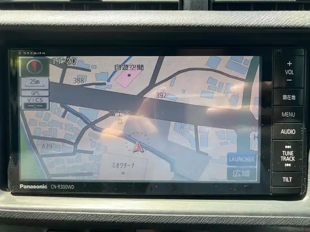 トヨタ アクア G 静岡県 2014(平26)年 3.9万km ディープアメジストマイカメタリック メモリナビ/バックカメラ/アイドリングストップ/パワーステアリング/パワーウィンドウ/オートエアコン/リモコンキー/スペアキー１本/ETC/純正フロアマット/ABS/横滑り防止装置/Wエアバック