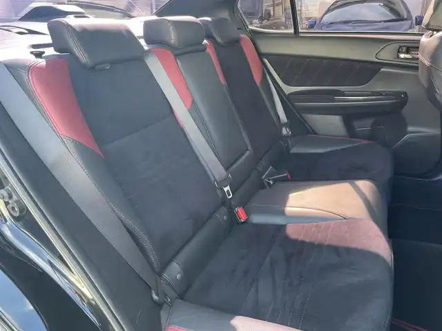 スバル ＷＲＸ ＳＴＩ STI タイプS 福岡県 2014(平26)年 9.5万km クリスタルブラックシリカ 純正ディーラーナビ(CN-LR700D）/（AM/FM/BT/CD/DVD/フルセグTV）/6MT/4WD/STIエアロ付/フロントグリルSTI/サイドストレーキ/リアバンパースカート/バックカメラ/パワーシート（運転席）/ETC/純正フロアマット/社外アルミホイール/ハーフレザー/プッシュスタート/横滑り防止装置/取扱説明書