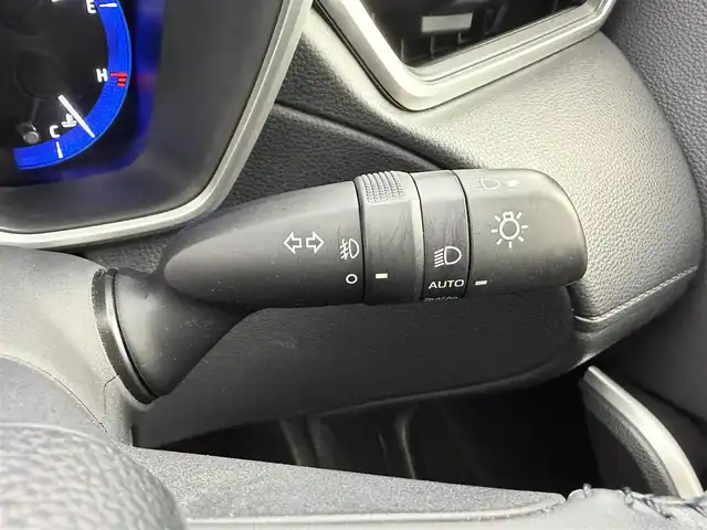 トヨタ カローラ クロス ハイブリッド Z 愛知県 2022(令4)年 3.6万km アティチュードブラックマイカ トヨタセーフティセンス/レーダークルーズコントロール/純正ナビ/（Bluetooth/AM/FM/USB入力）/全方位カメラ/ETC/ドラレコ/革巻きステアリング/ステアリングリモコン/パワーシート/シートヒーター/電動リアゲード/純正18インチAW/純正LEDライト/純正フロアマット/電子パーキング/オートホールド/電動格納ミラー/DUALエアコン/スマートキー/プッシュスタート/AC100V/ドアバイザー