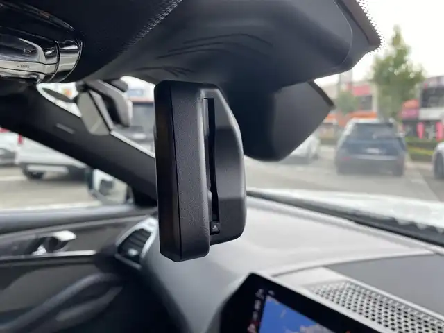 ＢＭＷ ＢＭＷ ８４０ｄ xDrive グランC エクスクルーシブ Mスポーツ 福岡県 2019(令1)年 3.6万km 白 ・サンルーフ/・アクティブクルーズコントロール/・純正ナビ／ＢＴ／ＵＳＢ／ｃａｒｐｌａｙ/・全方位カメラ/・黒革シート/シートヒーター/エアシート/・ドラレコ/・フルセグ/・ETC/・純正20AW/・LEDライト/・BLIS/・ワイヤレス充電/・イージークローズドア