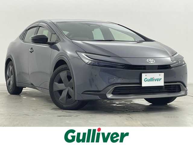 トヨタ プリウス U 群馬県 2023(令5)年 2.5万km グレー シートヒーター/純正ディスプレイオーディオ　（コネクティッドナビ対応）/・8インチHDディスプレイ/・USB入力（動画・音楽　再生/給電【Type-C】/・Bluetooth （ハンズフリー/オーディオ）/・Miracast/・フルセグTV/・スマートフォン連携　Apple Car Play /Android Auto/＝＝＝＝＝＝＝＝＝＝＝＝＝＝/純正８インチディスプレイオーディオ　Ｍｉｒａｃａｓｔ　バックカメラ　トヨタセーフティセンス　プリクラッシュセーフティ　レーダークルーズコントロール　シートヒーター　ＥＴＣ２．０　プッシュスタート　禁煙