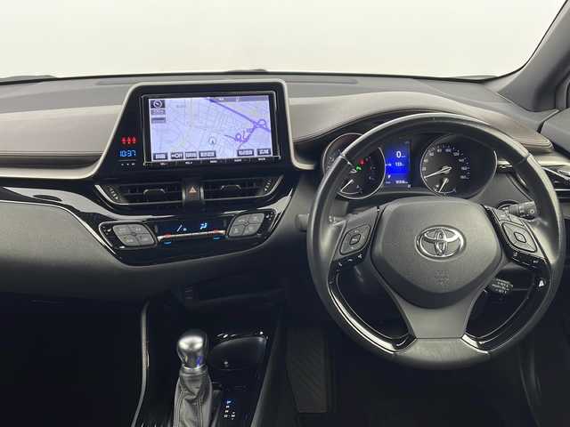 トヨタ Ｃ－ＨＲ G－T 新潟県 2017(平29)年 9.2万km ホワイトパールクリスタルシャイン MODELISTAエアロ/純正SDナビ/(AM/FM/CD/SD/フルセグ/Bluetooth/HDMI)/バックモニター/レーダークルーズコントロール/LEDオートライト/ハーフレザーシート/前席シートヒーター/純正18インチアルミホイール/ステアリングリモコン/純正フロアマット/ドアバイザー/スマートキー/ETC
