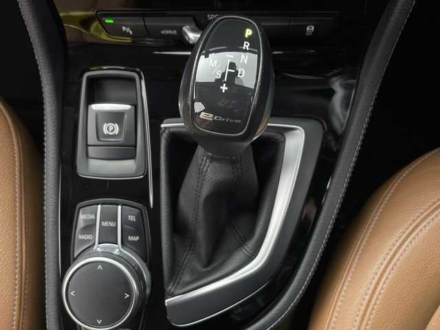ＢＭＷ ２２５ＸＥ アイパフォーマンス アクティブツアラー ラグジュアリー 秋田県 2017(平29)年 4.1万km 黒 4WD/純正ナビ（CD/DVD/BT）/レザーシート/前席パワーシート/前席シートヒーター/オートクルーズコントロール/電動リアゲート/バックカメラ/ETC２．０/純正アルミホイール/フォグランプ/ヘッドアップディスプレイ/LEDヘッドライト/スペアキー/充電ケーブルあり