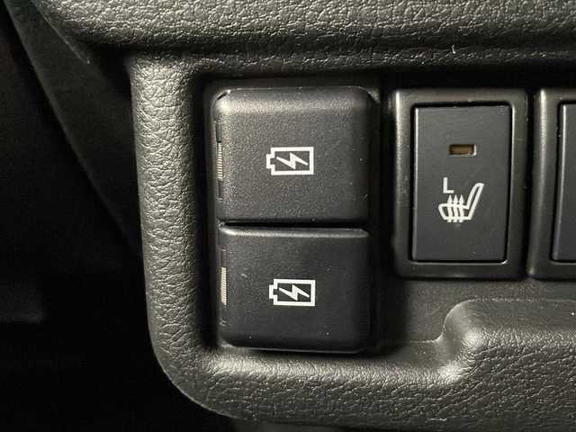 スズキ ワゴンＲ スマイル HYBRID S 鳥取県 2021(令3)年 2.7万km オフブルーメタリック/ホワイト2トーン ・４WD/・スズキ セーフティ サポート/・衝突被害軽減ブレーキ/・誤発進抑制機能、/逸脱警報機能/・純正9インチ　ナビ/・Bluetooth/CD/DVD/USB/フルセグTV/・AndroidAuto/AppleCarPlay/・アラウンドビューモニター/・両側パワースライドドア/・前席シートヒーター/・オートライト/・スマートキー/プッシュスタート/・レーンキープアシスト/・横滑り防止装置/・アイドリングストップ/・ETC
