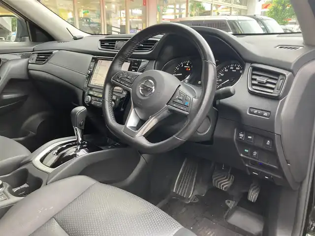 日産 エクストレイル 20X エクストリーマーX 長崎県 2018(平30)年 3.4万km ダイヤモンドブラック プロパイロット/・衝突被害軽減ブレーキ/・レーダークルーズコントロール/フリップダウンモニター/ディーラーOP・SDナビ【MM518D-L】/(Bluetooth接続/フルセグTV/DVD再生)/全方位カメラ・バックカメラ/デジタルインナーミラー/シートヒーター/パワーバックドア/ETC/電子パーキング/オートホールド機能/ダウンヒルアシストコントロール/横すべり防止装置/アイドリングストップ/LEDオートヘッドライト/革巻きステアリング/ステアリングスイッチ/ISOFIX