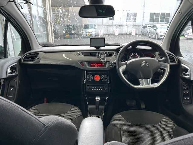 シトロエン Ｃ３ エクスクルーシブ 宮城県 2014(平26)年 6.6万km ノアールペルラネラ 純正オーディオ/FM/AM/CD/純正アルミ夏タイヤ16インチ/社外アルミ冬タイヤ15インチ/MTモード搭載/フロアマット/横滑り防止装置/電動格納ミラー/ETC/前後ドライブレコーダー