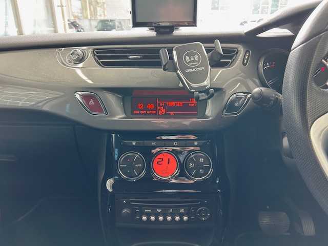 シトロエン Ｃ３ エクスクルーシブ 宮城県 2014(平26)年 6.6万km ノアールペルラネラ 純正オーディオ/FM/AM/CD/純正アルミ夏タイヤ16インチ/社外アルミ冬タイヤ15インチ/MTモード搭載/フロアマット/横滑り防止装置/電動格納ミラー/ETC/前後ドライブレコーダー