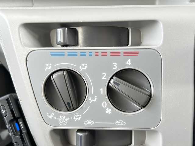 ダイハツ ミラ イース X リミテッド SAⅢ 東京都 2021(令3)年 1.3万km ブライトシルバーメタリック HDDナビゲーション（Bluetooth接続、フルセグテレビ）/ETC/前後ドライブレコーダー/純正フロアマット/ABS/横滑り防止機能/コーナーセンサー/LEDヘッドライト/衝突被害軽減システム/アイドリングストップ/アンサーバック機能