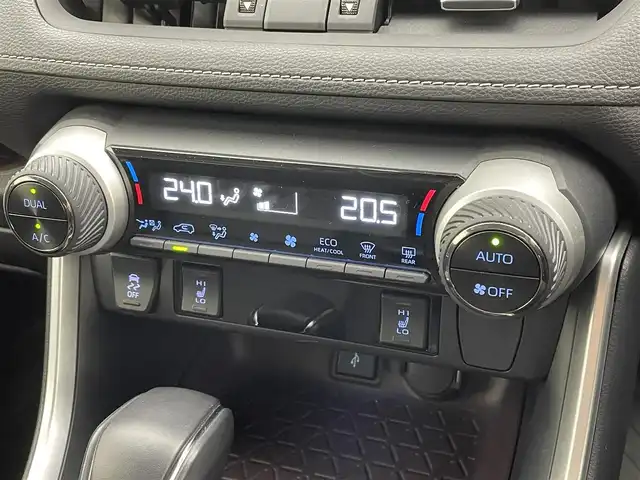 トヨタ ＲＡＶ４ ハイブリッドG 茨城県 2020(令2)年 0.1万km ホワイトパールクリスタルシャイン ディスプレイオーディオ/ドラレコ/追従クルーズコントロール/ETC/BSM/100V電源（1500W）/デジタルインナーミラー/ハンドルヒーター/メモリシート/LEDヘッドライト/純正18インチアルミホイール/コーナーセンサー/衝突軽減ブレーキ/横滑り防止装置