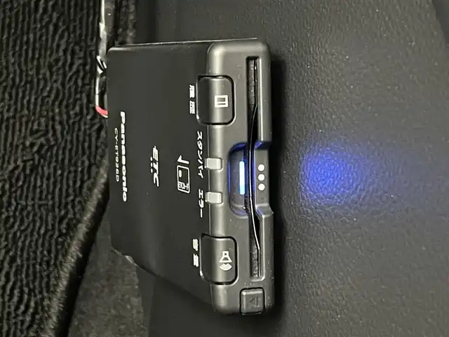 トヨタ ＲＡＶ４ ハイブリッドG 茨城県 2020(令2)年 0.1万km ホワイトパールクリスタルシャイン ディスプレイオーディオ/ドラレコ/追従クルーズコントロール/ETC/BSM/100V電源（1500W）/デジタルインナーミラー/ハンドルヒーター/メモリシート/LEDヘッドライト/純正18インチアルミホイール/コーナーセンサー/衝突軽減ブレーキ/横滑り防止装置