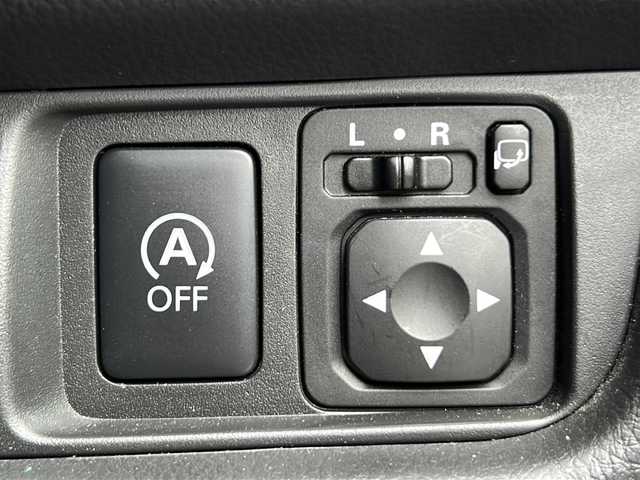 日産 デイズ ハイウェイスターX 茨城県 2017(平29)年 1.3万km オーシャンブルーP 純正SDナビ[MM317D-W]/（CD・DVD・BT・フルセグTV）/CDユニット[HS-C5982A]/衝突被害軽減システム/スマートキー/エンジンスタートボタン/アイドリングストップ/純正14インチアルミホイール/純正キセノンヘッドライト/オートライト/ハイビーム/フルフラットシート/アレンジシート/電動格納ミラー/フロントフォグランプ/ABS/横滑り防止機能
