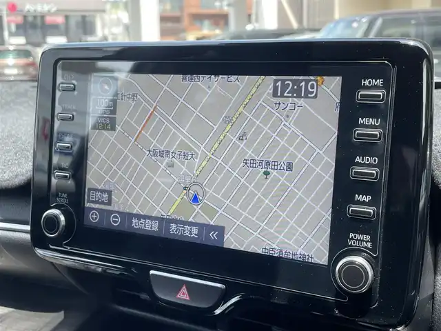 トヨタ ヤリスクロス ハイブリッド Z 大阪府 2023(令5)年 0.9万km ブラックマイカ/プラチナホワイトパールマイカ モデリスタエアロキット/パノラミックビューモニター/パーキングサポートブレーキ/ハンズフリーパワーバックドア/アクセサリーコンセントAC100V/ETC2/0ビルトインタイプ/純正8インチナビ/・AM/FM/BT/フルセグ /・タイプC/USB/トヨタセーフティーセンス/・プリクラッシュセーフティー/・レーントレーシングアシスト/・レーンディパーチャーアラート/・レーダークルーズコントロール/・オートマチックハイビーム/・ロードサインアシスト/・プロアクティブドライビングアシスト/ハーフレザー/パワーシート/シートヒーター/ステアリングスイッチ/純正18インチアルミホイール/純正フロアマット/純正ドアバイザー/カーボン調ミラーカバー/取扱説明書/保証書/記録簿R6/スペアキー