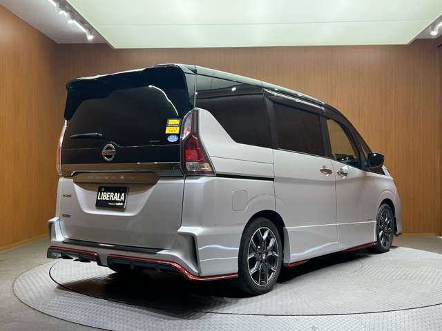 日産 セレナ ニスモ 千葉県 2019(令1)年 3.7万km ブリリアントシルバー/ダイヤモンドブラック 2トーン エンジンスタートボタン/パワーウィンドウ/パワーステアリング/全周囲カメラ/Bluetooth/ETC/後席用モニター/DVD再生機能有/WAC/オートライト/純正マット/純正ホイール