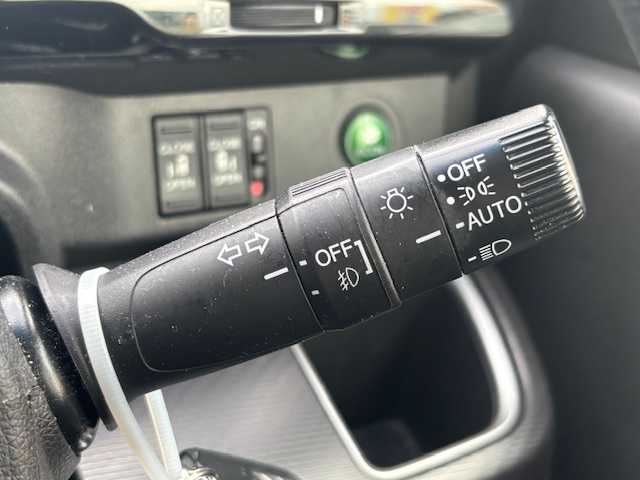 ホンダ ステップワゴン スパーダ eHEV G ホンダS 宮城県 2020(令2)年 14.4万km パール 登録時走行距離１４４０５１ｋｍ/プッシュスタート/パワーステアリング/パワーウインドウ/スマートキー/AAC/クルーズコントロール/Bluetooth接続/後席フリップダウンモニター/USB入力端子/ETC2.0/純正ワンセグナビ/３列目シート/ドライブレコーダー前方/純正アルミホイール/両側パワースライドドア/ABS/レーンキープアシスト/横滑り防止装置/盗難防止装置/オートライト/コーナーセンサー前後/LEDヘッドライト/FM/AM/CD・DVD/iPad/USB/HDMI/エンジンスターター/純正フロアマット/電格ミラー