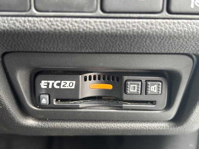 ホンダ ステップワゴン スパーダ eHEV G ホンダS 宮城県 2020(令2)年 14.4万km パール 登録時走行距離１４４０５１ｋｍ/プッシュスタート/パワーステアリング/パワーウインドウ/スマートキー/AAC/クルーズコントロール/Bluetooth接続/後席フリップダウンモニター/USB入力端子/ETC2.0/純正ワンセグナビ/３列目シート/ドライブレコーダー前方/純正アルミホイール/両側パワースライドドア/ABS/レーンキープアシスト/横滑り防止装置/盗難防止装置/オートライト/コーナーセンサー前後/LEDヘッドライト/FM/AM/CD・DVD/iPad/USB/HDMI/エンジンスターター/純正フロアマット/電格ミラー