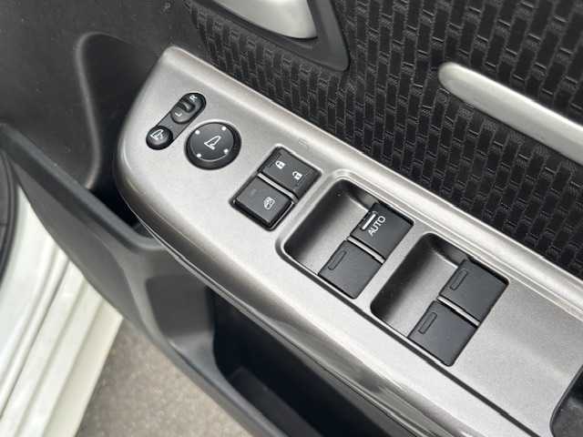 ホンダ ステップワゴン スパーダ eHEV G ホンダS 宮城県 2020(令2)年 14.4万km パール 登録時走行距離１４４０５１ｋｍ/プッシュスタート/パワーステアリング/パワーウインドウ/スマートキー/AAC/クルーズコントロール/Bluetooth接続/後席フリップダウンモニター/USB入力端子/ETC2.0/純正ワンセグナビ/３列目シート/ドライブレコーダー前方/純正アルミホイール/両側パワースライドドア/ABS/レーンキープアシスト/横滑り防止装置/盗難防止装置/オートライト/コーナーセンサー前後/LEDヘッドライト/FM/AM/CD・DVD/iPad/USB/HDMI/エンジンスターター/純正フロアマット/電格ミラー