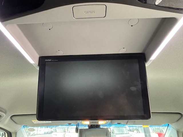 ホンダ ステップワゴン スパーダ eHEV G ホンダS 宮城県 2020(令2)年 14.4万km パール 登録時走行距離１４４０５１ｋｍ/プッシュスタート/パワーステアリング/パワーウインドウ/スマートキー/AAC/クルーズコントロール/Bluetooth接続/後席フリップダウンモニター/USB入力端子/ETC2.0/純正ワンセグナビ/３列目シート/ドライブレコーダー前方/純正アルミホイール/両側パワースライドドア/ABS/レーンキープアシスト/横滑り防止装置/盗難防止装置/オートライト/コーナーセンサー前後/LEDヘッドライト/FM/AM/CD・DVD/iPad/USB/HDMI/エンジンスターター/純正フロアマット/電格ミラー