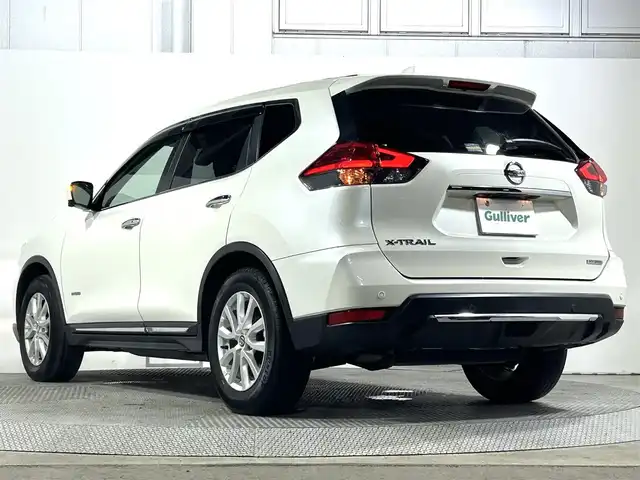 日産 エクストレイル ハイブリッド 20X 大阪府 2019(令1)年 4.6万km ブリリアントホワイトパール 純正ナビ　アラウンドビューモニター　Bluetooth　フルセグTV DVD再生　エマージェンシーブレーキー 電動リアゲート　デジタルインナーミラー　ドライブレコーダー　カプロンシート　オートライト　LEDヘッドライト　助手席スライドアップシート インテリジェントキー