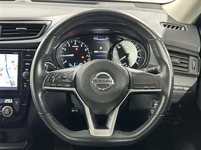 日産 エクストレイル ハイブリッド 20X 大阪府 2019(令1)年 4.6万km ブリリアントホワイトパール 純正ナビ　アラウンドビューモニター　Bluetooth　フルセグTV DVD再生　エマージェンシーブレーキー 電動リアゲート　デジタルインナーミラー　ドライブレコーダー　カプロンシート　オートライト　LEDヘッドライト　助手席スライドアップシート インテリジェントキー