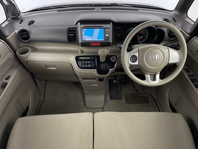 ホンダ Ｎ ＢＯＸ G Lパッケージ 鹿児島県 2012(平24)年 7.3万km プレミアムディープロッソパール 純正ナビ　/バックカメラ　/両側パワースライドドア　/ステアリングスイッチ　/ドアバイザー　/スマートキー　/プッシュスタートボタン　/ＥＣＯＮ　/純正フロアマット　/ベンチシート　/チップアップシート　/取扱説明書
