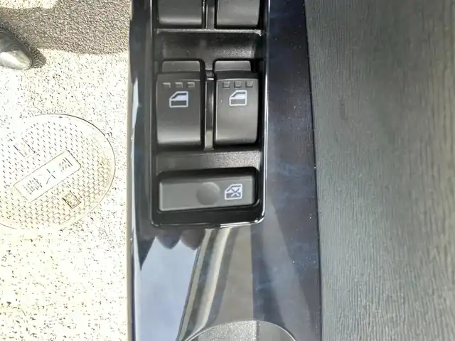 ダイハツ タント カスタム RS トップED SA Ⅲ 茨城県 2018(平30)年 3.2万km ディープブルークリスタルマイカ エンジンスタートボタン/アイドリングストップ/スペアキー有/純正ナビ/Bluetooth/フルセグTV/ETC/純正アルミホイール/運転席ヒートシーター/両側パワースライドドア/全周囲カメラ/衝突警報機能/衝突回避支援ブレーキ機能/LEDライト/オートマチックハイビーム/ベンチシート
