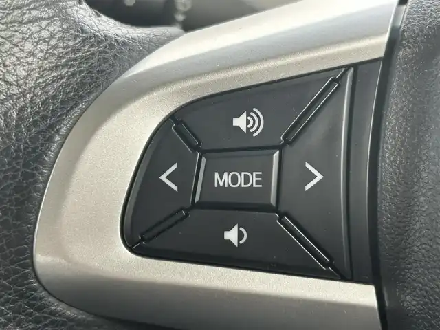 ダイハツ タント カスタム RS トップED SA Ⅲ 茨城県 2018(平30)年 3.2万km ディープブルークリスタルマイカ エンジンスタートボタン/アイドリングストップ/スペアキー有/純正ナビ/Bluetooth/フルセグTV/ETC/純正アルミホイール/運転席ヒートシーター/両側パワースライドドア/全周囲カメラ/衝突警報機能/衝突回避支援ブレーキ機能/LEDライト/オートマチックハイビーム/ベンチシート