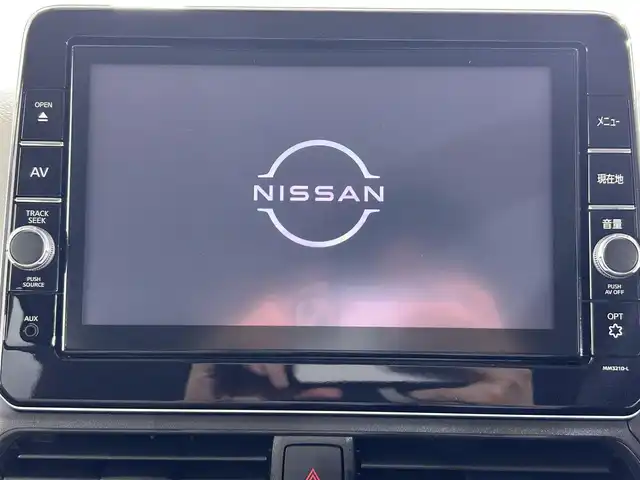 日産 デイズ X 佐賀県 2022(令4)年 1.6万km ブリリアントホワイトパール 純正9型ナビ/（ＡＭ/ＦＭ/CD/DVD/Bluetooth/フルセグTV）/全周囲カメラ/衝突被害軽減システム/コーナーセンサー/LEDヘッドライト/オートエアコン/盗難防止装置/横滑り防止装置/オートライト/オートマチックハイビーム/スマートキー/プッシュスタート/純正フロアマット/純正14インチアルミホイール/ステアリングスイッチ/アイドリングストップ