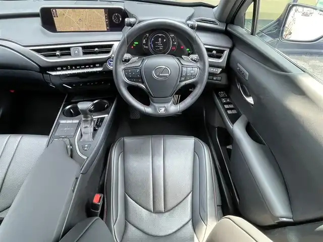 レクサス ＵＸ 250h Fスポーツ 石川県 2020(令2)年 5.2万km グラファイトブラックガラスフレーク 4WD/衝突軽減ブレーキ/寒冷地仕様/純正メモリーナビ/バック/360°カメラ/フルセグTV/CD/DVD/AppleCarPlay/Bluetooth/USB/AUX/クリアランスソナー/ブラインドスポットモニター/アダプティブクルーズコントロール/電動格納ミラー/オートライト/オートマチックハイビーム/三眼フルLEDヘッドライト/ステアリングヒーター/パワーシート(前席)/シートヒーター(前席)/ETC2.0/黒革シート/パドルシフト/トノカバー