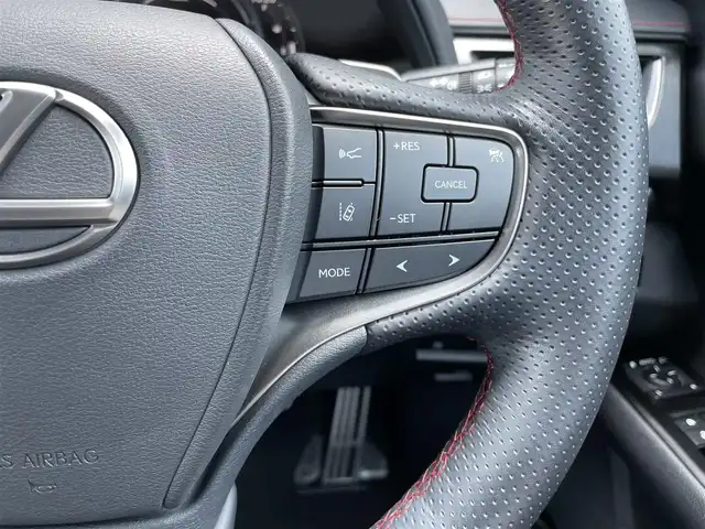 レクサス ＵＸ 250h Fスポーツ 石川県 2020(令2)年 5.2万km グラファイトブラックガラスフレーク 4WD/衝突軽減ブレーキ/寒冷地仕様/純正メモリーナビ/バック/360°カメラ/フルセグTV/CD/DVD/AppleCarPlay/Bluetooth/USB/AUX/クリアランスソナー/ブラインドスポットモニター/アダプティブクルーズコントロール/電動格納ミラー/オートライト/オートマチックハイビーム/三眼フルLEDヘッドライト/ステアリングヒーター/パワーシート(前席)/シートヒーター(前席)/ETC2.0/黒革シート/パドルシフト/トノカバー