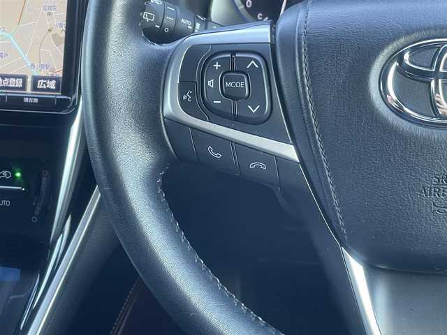 トヨタ ハリアー プレミアム 群馬県 2017(平29)年 4.8万km スパークリングブラックパールクリスタルシャイン 純正SDナビ（AM/FM/Bluetooth/CD/DVD/TV）/フルセグTV/バックカメラ/ETC/ステアリングスイッチ/革巻きステアリング/電動格納ミラー/プッシュスタート/パワーバックドア/フォグライト/純正フロアマット/純正18インチAW/レーンキープアシスト/衝突被害軽減ブレーキ/横滑り防止装置/オートライト/オートハイビーム/アイドリングストップ/クルーズコントロール/ワンオーナー/保証書/取扱説明書/記録簿