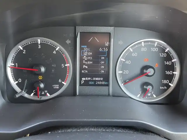 トヨタ グランエース プレミアム 宮崎県 2023(令5)年 2.5万km ブラック デジタルインナーミラー/純正ディスプレイオーディオ/フルセグTV/Bluetooth/パノラミックビューモニター/純正フリップダウンモニター/ビルトイン2.0ETC/純正17インチAW/トヨタセーフティセンス/ブラインドスポットモニター/レーダークルーズコントロール/前後コーナーセンサー/両側パワースライドドア/ベージュレザーシート/前席パワーシート/前席シートヒーター/純正フロアマット/オットマン/取扱説明書/保証書