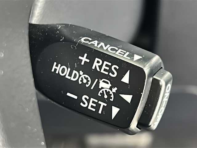 トヨタ アルファード S Cパッケージ 熊本県 2023(令5)年 1.4万km ホワイトパールクリスタルシャイン 両側パワースライドドア/バックカメラ/ETC2.0/モデリスタエアロ/サンルーフ/純正ディスプレイオーディオ/（FM/AM/BT)/LEDヘッドライト/純正18インチアルミホイール/エアーシート(運転席＋助手席)/シートヒーター(運転席＋助手席)/パワーシート(運転席＋助手席)/デジタルインナーミラー/ステアリングヒーター/オートハイビーム/トヨタセーフティーセンス/クリアランスソナー/レーントレーシングアシスト/パーキングサポートブレーキ/プリクラッシュセーフティー/ブラインドスポットモニター/リアクロストラフィックアラート/ロードサインアシスト/レーダークルーズコントロール/ビルトインETC/100ボルト充電/シガーソケット/USB入力端子