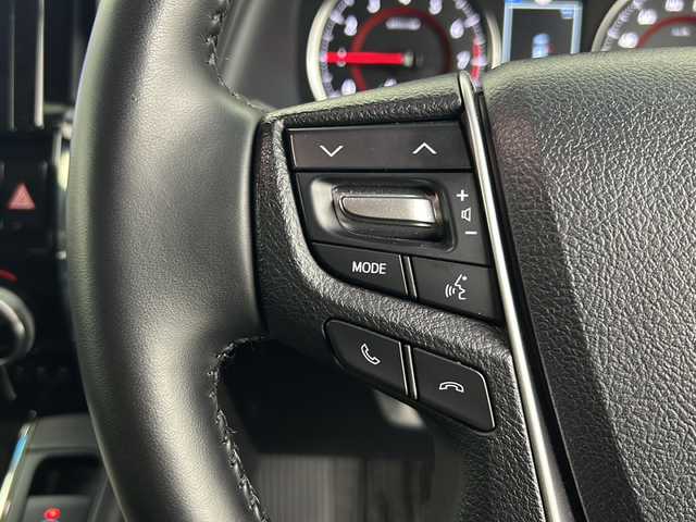 トヨタ アルファード S Cパッケージ 熊本県 2023(令5)年 1.4万km ホワイトパールクリスタルシャイン 両側パワースライドドア/バックカメラ/ETC2.0/モデリスタエアロ/サンルーフ/純正ディスプレイオーディオ/（FM/AM/BT)/LEDヘッドライト/純正18インチアルミホイール/エアーシート(運転席＋助手席)/シートヒーター(運転席＋助手席)/パワーシート(運転席＋助手席)/デジタルインナーミラー/ステアリングヒーター/オートハイビーム/トヨタセーフティーセンス/クリアランスソナー/レーントレーシングアシスト/パーキングサポートブレーキ/プリクラッシュセーフティー/ブラインドスポットモニター/リアクロストラフィックアラート/ロードサインアシスト/レーダークルーズコントロール/ビルトインETC/100ボルト充電/シガーソケット/USB入力端子