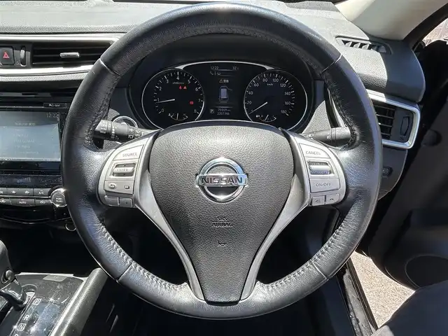 日産 エクストレイル 20Xt ブラックエクストリーマーX エマB 佐賀県 2016(平28)年 8万km ダイヤモンドブラック パノラミックガラスルーフ/エマージェンシーブレーキ/前後ソナー/後側方車両検知警報/車線逸脱警報/クルーズコントロール/純正SDナビ/・アラウンドビューモニター/・フルセグTV/BT/CD/DVD/純正17インチAW/ルーフレール/カプロンシート/シートヒーター/LEDヘッドライト/フォグランプ/オートライト/前後ドラレコ(DRY-TW8500)/ETC/スペアキー×１