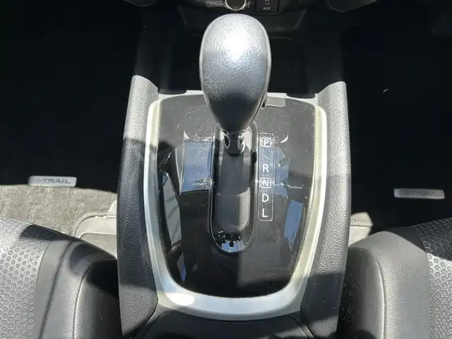 日産 エクストレイル 20Xt ブラックエクストリーマーX エマB 佐賀県 2016(平28)年 8万km ダイヤモンドブラック パノラミックガラスルーフ/エマージェンシーブレーキ/前後ソナー/後側方車両検知警報/車線逸脱警報/クルーズコントロール/純正SDナビ/・アラウンドビューモニター/・フルセグTV/BT/CD/DVD/純正17インチAW/ルーフレール/カプロンシート/シートヒーター/LEDヘッドライト/フォグランプ/オートライト/前後ドラレコ(DRY-TW8500)/ETC/スペアキー×１