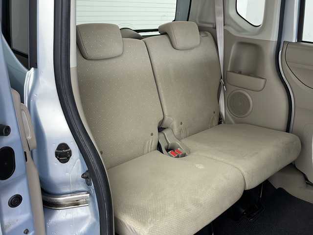 ホンダ Ｎ ＢＯＸ G 兵庫県 2012(平24)年 4.6万km クールミストメタリック ・純正ナビ（VXM-128VS）/・運転席用i-SRSエアバッグシステム〈連続容量変化タイプ〉/・助手席用SRSエアバッグシステム/・VSA（ABS＋TCS＋横すべり抑制）/・EBD（電子制御制動力配分システム）付ABS/・ヒルスタートアシスト機能/・アイドリングストップシステム/・ECONモード/・Hondaスマートキーシステム/・電動格納式リモコンカラードドアミラー/・UVカット機能付ガラス（フロントウインドウ/フロントコーナー/フロントドア）/・高熱線吸収/UVカット機能付プライバシーガラス（リアドア/リアクォーター/テールゲート）/・リアコンビネーションランプ（LEDストップランプ＆LEDテールランプ）/・フルホイールキャップ/・バックカメラ　/・ワンセグテレビ　/・両側スライドドア　/・ＥＴＣ　/・純正フロアマット　/・ステアリングリモコン